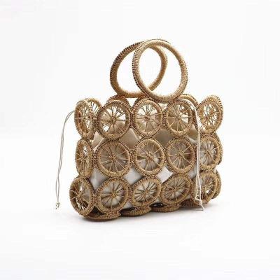 China Fashion \ Factory Shell Summer Beach Comfortable Handbags Woven Rattan Bag \ Durable Around Straw Shoulder Women Bags for sale