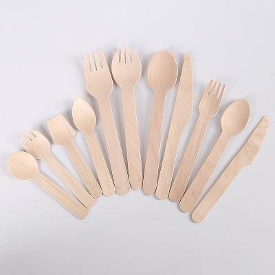 China Disposable Biodegradable Luxury Fruit Cake Wooden Cake Cutlery Sets for sale