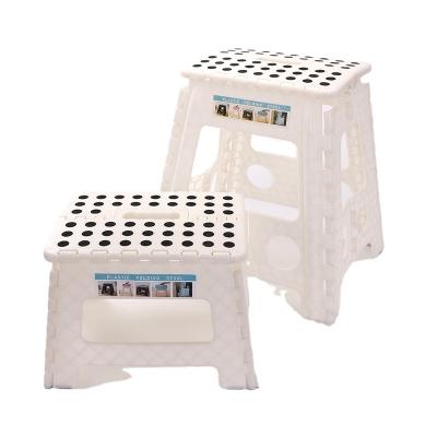 China Brand New Durable Portable Foldable Practical Foldable Plastic Step Stool for sale