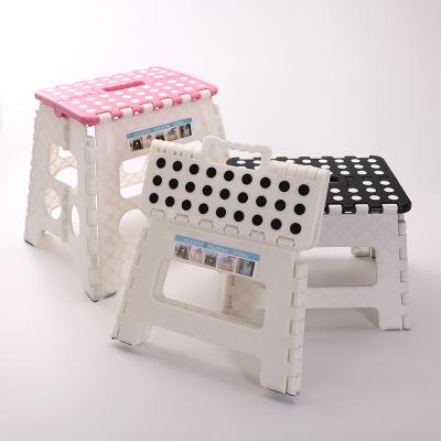 China Foldable Spotted Handle Carry Portable Kids Adult Folding Single Step Stool for sale