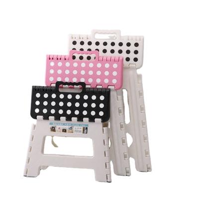 China Foldable Sturdy Anti Slip Single Handle Carry Travel Garden Fishing Step Stool for sale