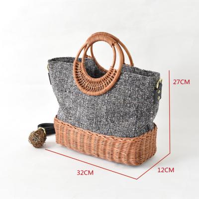 China Fashion Top Selling Portable Diagonal Rattan Woven Leisure Women's Amazon Rattan Woven Handbag Bag for sale