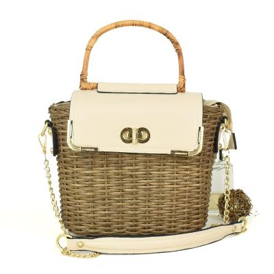 China Fashion Top Selling Portable Diagonal Rattan Woven Leisure Women's Amazon Rattan Woven Handbag Bag for sale