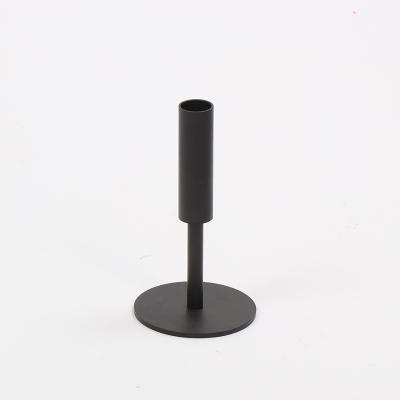 China New modern candle holder coming home decoration universal metal candlestick for wedding for sale