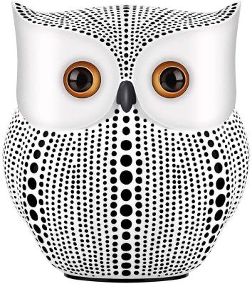 China Europe resin art black and white dots designed owl figurine for sale