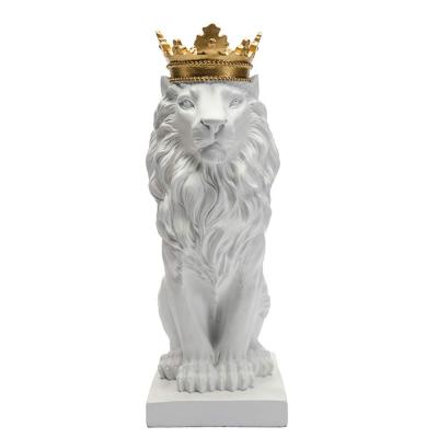 China Modern Royal Lion Statue Crown Statues Handwork Resin Black And White Lion Statue for sale