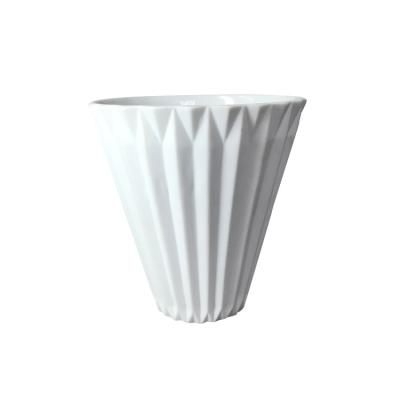 China Europe Matt White Excellent Quality Body Face Matte Ceramic Vase Colored for sale