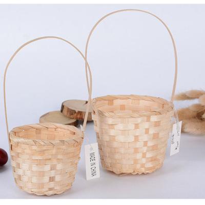 China Europe Flower Baskets Artificial Flower Cheap Woven Hanging Baskets Hand Bamboo Weaving Baskets For Flowers for sale