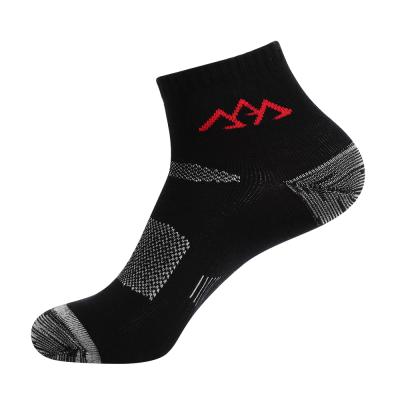 China Customizable Breathable Fashion Outdoor Socks Abosrbent Unisex Working Thermal Thin Ankle Socks for sale