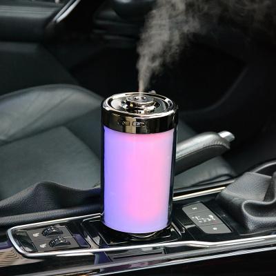 China Mini Car Air Humidifier Portable Car Air Humidifier with LED Light USB Essential Oil Humidifier Diffuser for Car Home Interior for sale