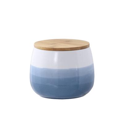 China Morden Sustainable Jar Stash Personalized High Quality Blue And White Round Cookies Jars Porcelain for sale