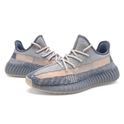 China Breathable men's and women's shoes are really popular. Weaving method imported from Primeknit, weaving machine flying support, upper knitted, full for sale