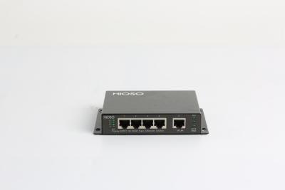 Chine Commutateur optique de puissance élevée de port de la liaison montante 4 Rj45 1, commutateur industriel DC12V de Gigabit Ethernet à vendre