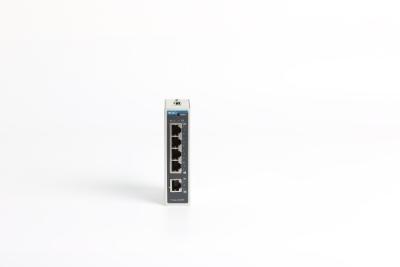 China IP30 la caja metálica 5 vira el interruptor 3W del 10/100M hacia el lado de babor Panel Mount Ethernet en venta