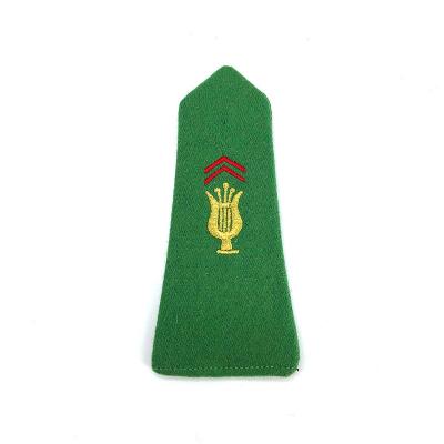 Cina Epaulette ricamate con filo d'oro Logo del commercio estero Epaulette di esportazione Produttore all'ingrosso in vendita