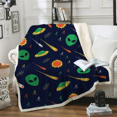 China Anti-Pull Yutong UFO Comet Invasion Alien Star Printed Plush Blanket for Kids Sherpa Cartoon Colorful Bedspreads Bedspread Blanket for sale