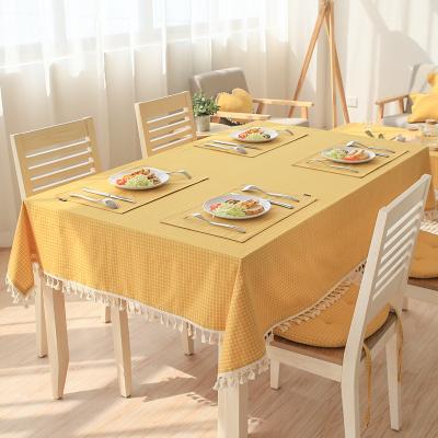 China Yutong Muti color waterproof yarn-dyed grid tablecloth thin rectangle fabric Spillproof with tassels hotel decoration tablecloth for sale