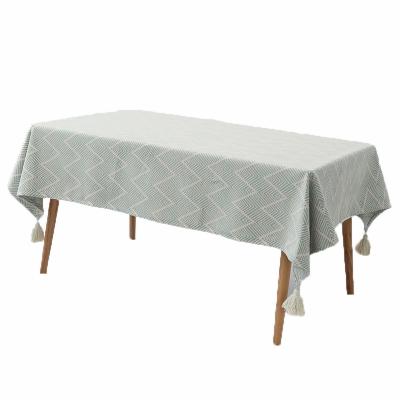 China Yutong Muti Waterproof Color Chat Dyed Jacquard Wave Pattern Modern Spillproof Table Cloth With Tassels Hotel Decoration Table Cloth for sale