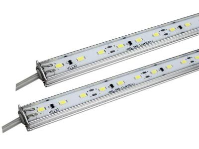 Chine 60 ont mené/M imperméabilisent le guide optique linéaire de 5730 LED, lumière de bande rigide de LED à vendre