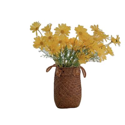 China Nordic artificial cosmos flower small daisy flower is used to decorate the party decoration garden for sale