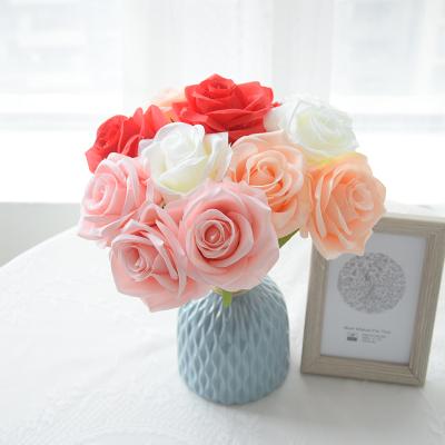 China Silk+plastic Rose simulation flower wedding decoration rose flower bride holding simulation flower for sale