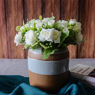 China Silk+plastic artificial flower artificial roses wedding bridal bouquet simulation rose bouquet home decoration flower for sale