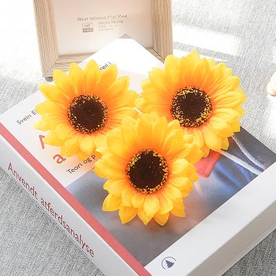 China Plastic+silk Artificial Flower Sunflower Decoration Sunflower Artificial Flower Head for sale