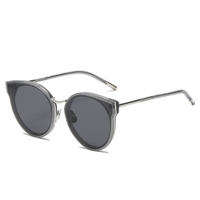 China Fashionable good quality oversized round cateye cateye sunglasses metal temple frame cateye premium sunglasses HBK for sale