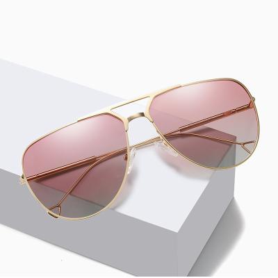 China Fashion Sunglasses HBK 2019 Classic Design Spring Hinge Polarized Pilot Unisex Eyewear Vintage Sunglasses Men for sale