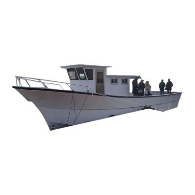 China Cheap Hot Selling Custom Popular Fiberglass Center Console Motor Sport/Leisure Fishing/Fishing Boat For Sale for sale