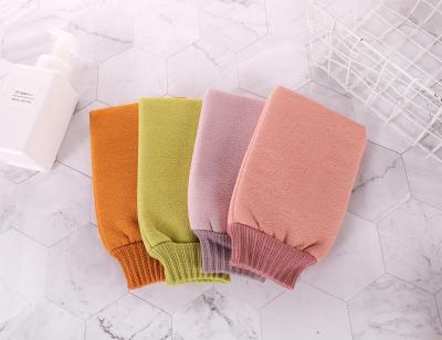 China Hot Selling Bath Towel Simple Square Handsome Gloves Clean Four Color Optional Exfoliating Bath Gloves for sale