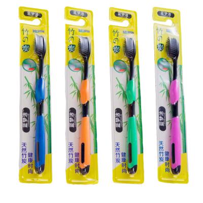 China Cheap Plastic Manufacturers Wholesale Disposable Custom Logo Plastic Toothbrush Toothbrush for sale