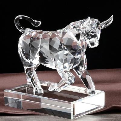 China Europe Manufacturer JY China Crystal Animal Chinese Zodiac Crystal OX BEEF Glass Figurine For Home Decoration for sale