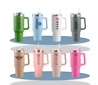 China Adventure Quencher Insulated Sport Bottle Tumbler With Handle Straw Lid Reusable for sale