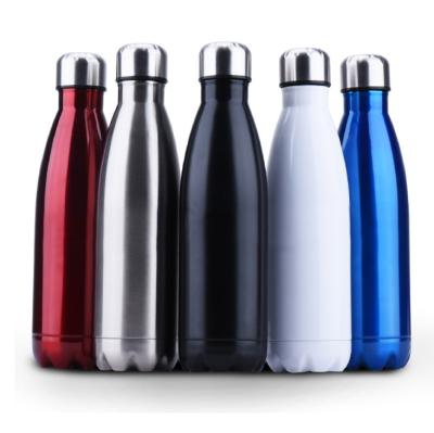 China Proof de fugas de doble pared aislada botella de agua de 17 oz 500 ml colorido mantener caliente frío deportes en venta