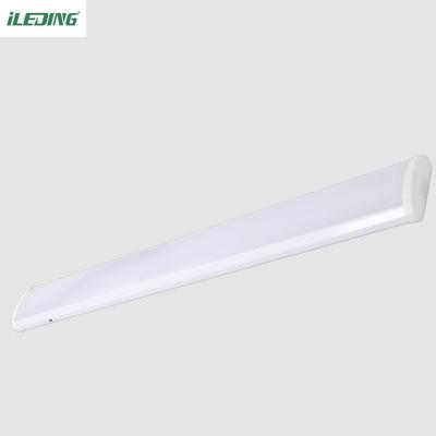 China AC 110V ± 10% 2FT 4FT LED comercial Batten Wrap Light Superficie montada Iluminación de envoltura lineal en venta