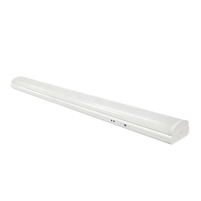 中国 北米工業用およびオフィス用 LED線形灯具 2ft 4ft 8ft ETL DLC 販売のため