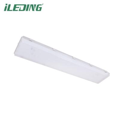 China 120-347V LED Tri Proof Light para Almacén 4FT Iluminación de bahía alta de vapor lineal en venta