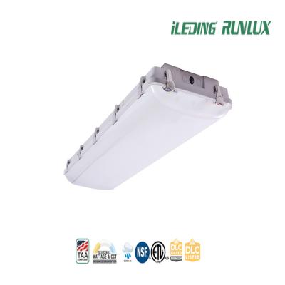 Cina 6KV Surge Protected LED Vapor Tight Bay Color Switchable IP67 IK10 in vendita