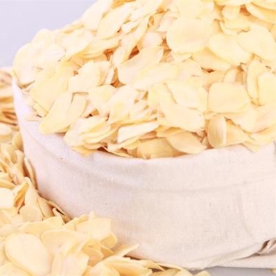 China China Dry Garlic Manufacturer High Quality Dried Dehydrated Garlic Flakes for sale