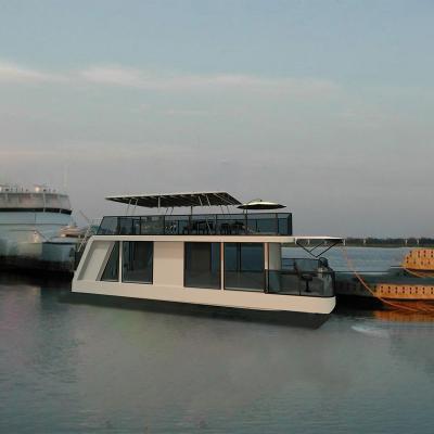 China Modern Aluminum Yacht Family Party Leisure Vacation Pontoon Floating Houseboat For Sale for sale