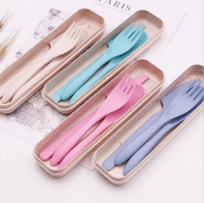 China Viable Portable 3PCS Utensils Set Straw Cutlery Set With Case Portable Wheat Fork Knife Spoon Biodegradable Set for sale