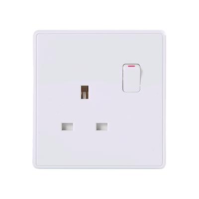 China UK PC Wall Outlet 13A BS HOME MINISTRY HOTEL Switch Socket Standard Wall Light Switch Electrical Outlet for sale