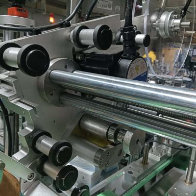 China Máquina de ensamblaje de necesidades diarias de 50 Hz Máquinas de ensamblaje automatizadas para botellas en venta