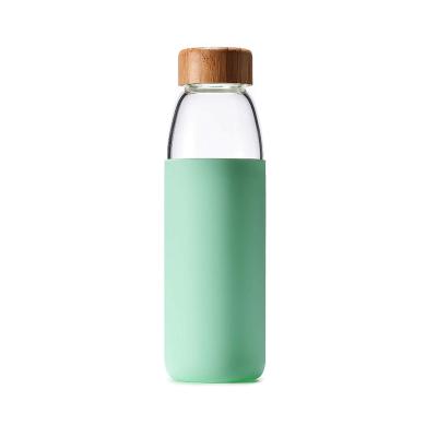 China Outdoor Sport Sustainable Borosilicate Water Bottle With Colorful Silicone Unbreakable Glass Water Bottle for sale