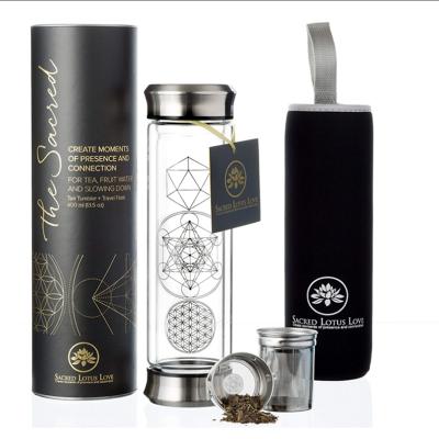 China Sustainable High Quality Transparent Glass Tea Cup Glass Water Bottle With Tea Strainer for sale