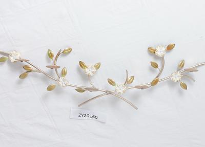 China Hauptdekor-Goldkunst-hängender Blumen-Leuchter-Kerzen-Halter zu verkaufen