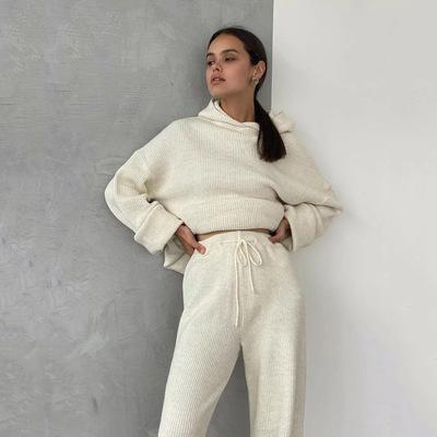 China Anti-wrinkle 2021 autumn and winter new women's wear fashion sports sweater set for sale