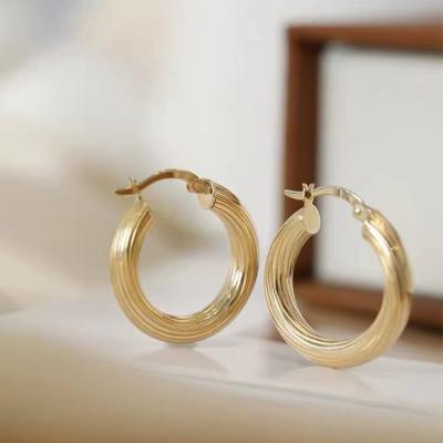 China Trendy Fashion Design 18k Soild Gold Circle Clip Earrings Jewelry for sale