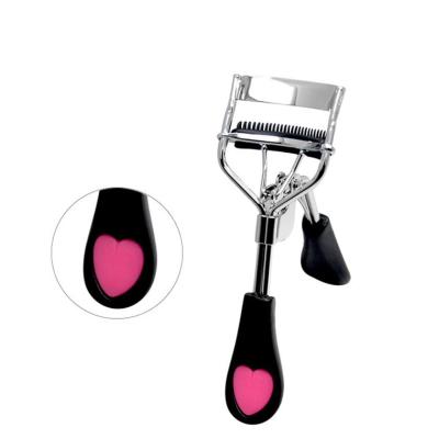 China Beauty Care Makeup Tools Wholesale Mini Eyelash Curler High Quality False Eyelash Curler Tool With Comb for sale